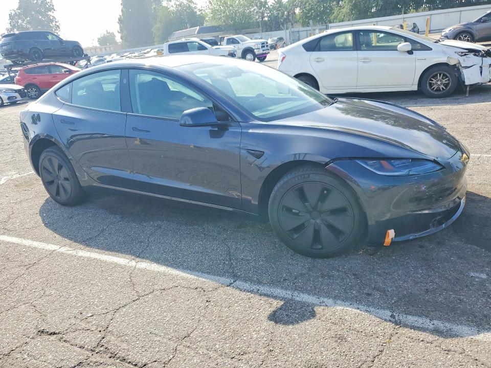 Продаж на аукціоні авто 2024 Tesla Model 3, vin: 5YJ3E1EA9RF782139, номер лоту: 47052706