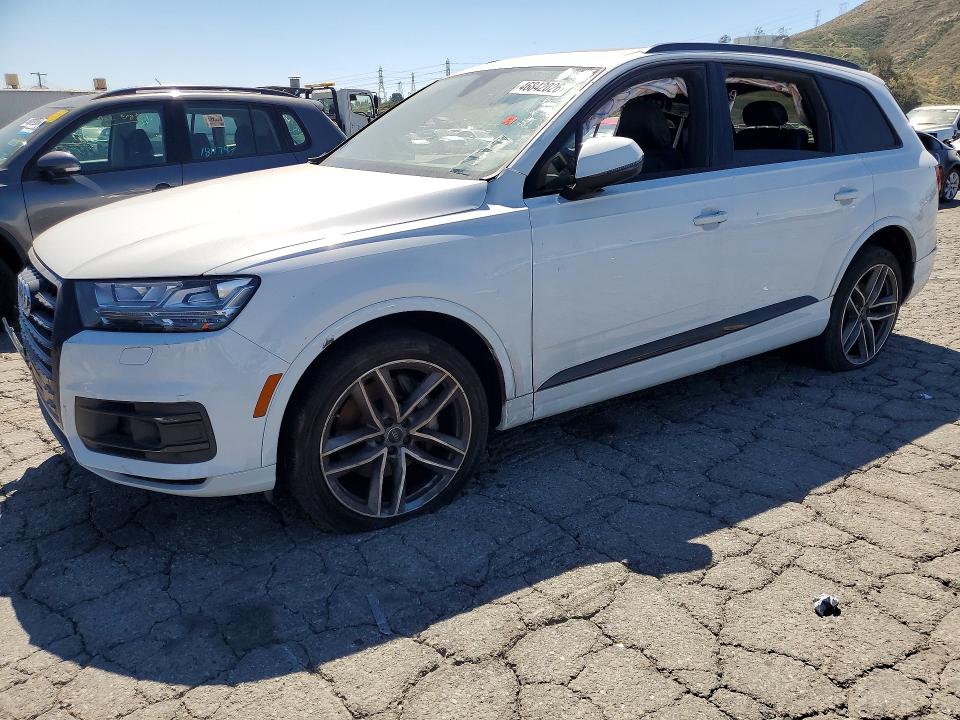 Продажа на аукционе авто 2018 Audi Q7, vin: WA1VAAF72JD044745, номер лота: 46842026