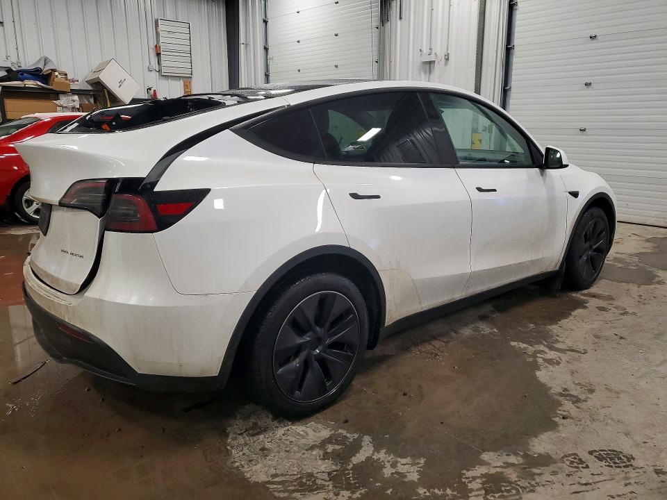 Продаж на аукціоні авто 2025 Tesla Model Y, vin: 7SAYGDEE6SF275356, номер лоту: 46635116