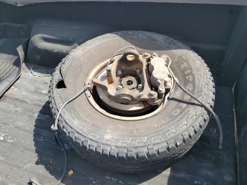 47900136 :رقم المزاد ، 1FTNW21F62EA59952 vin ، 2002 Ford F250 مزاد بيع