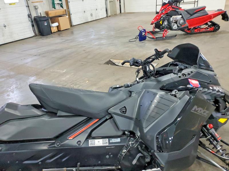 41922326 :رقم المزاد ، 2BPSUDPA1PV000017 vin ، 2023 Ski Doo Mxz مزاد بيع
