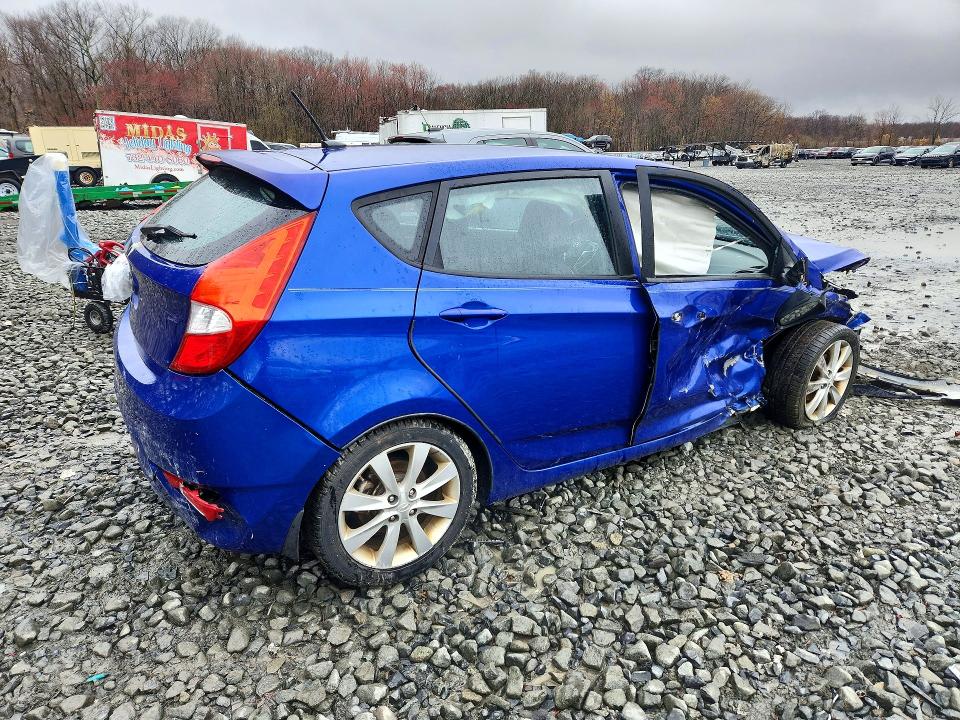 2013 Hyundai Accent მანქანა იყიდება აუქციონზე, vin: KMHCU5AE7DU100258, აუქციონის ნომერი: 47064706