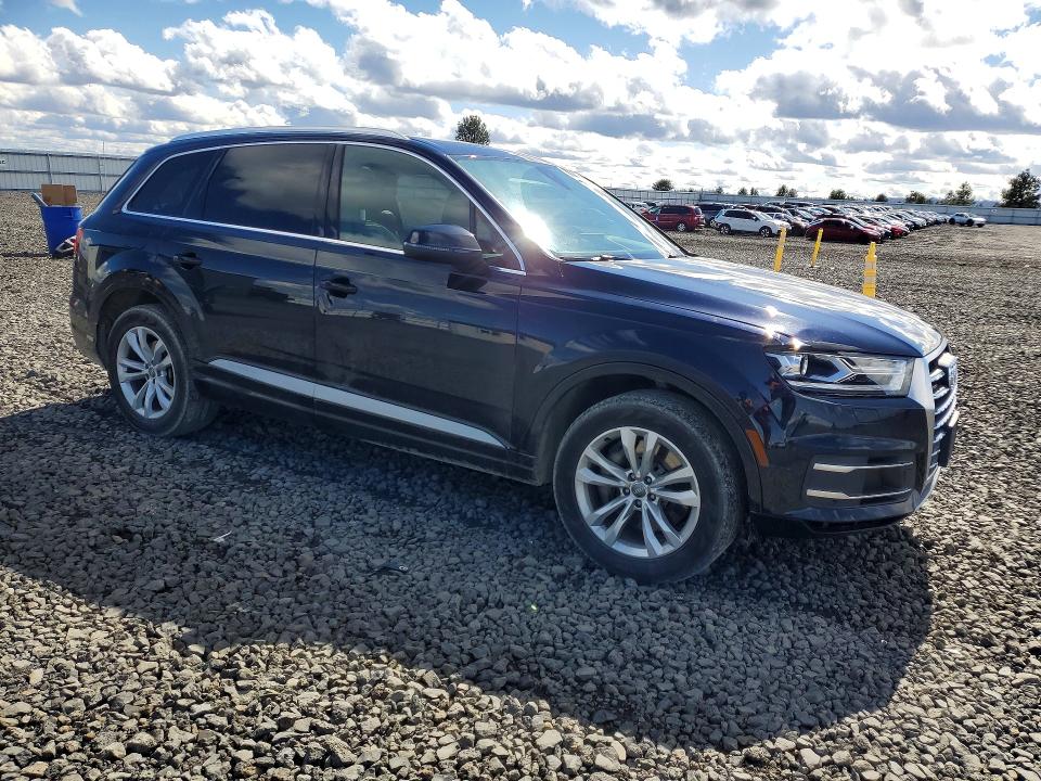 Продажа на аукционе авто 2017 Audi Q7, vin: WA1AHAF7XHD042844, номер лота: 95999555