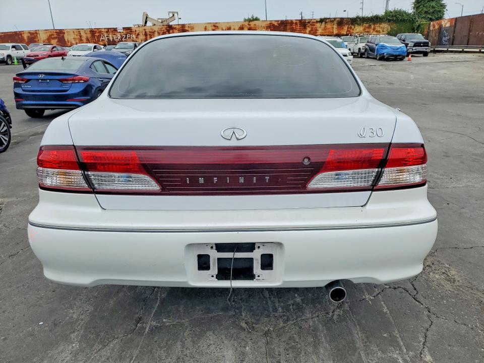 Продажа на аукционе авто 1998 Infiniti I30, vin: JNKCA21AXWT629106, номер лота: 47982426