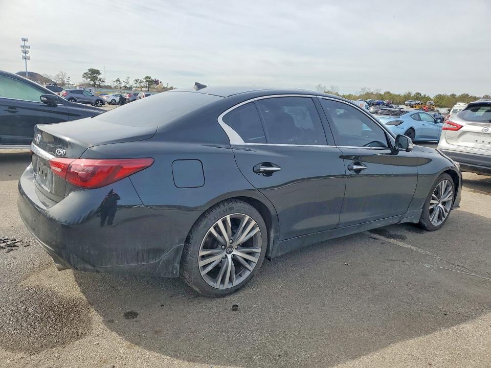 79792545 :رقم المزاد ، NY77534 vin ، 2021 Infiniti Q50 مزاد بيع