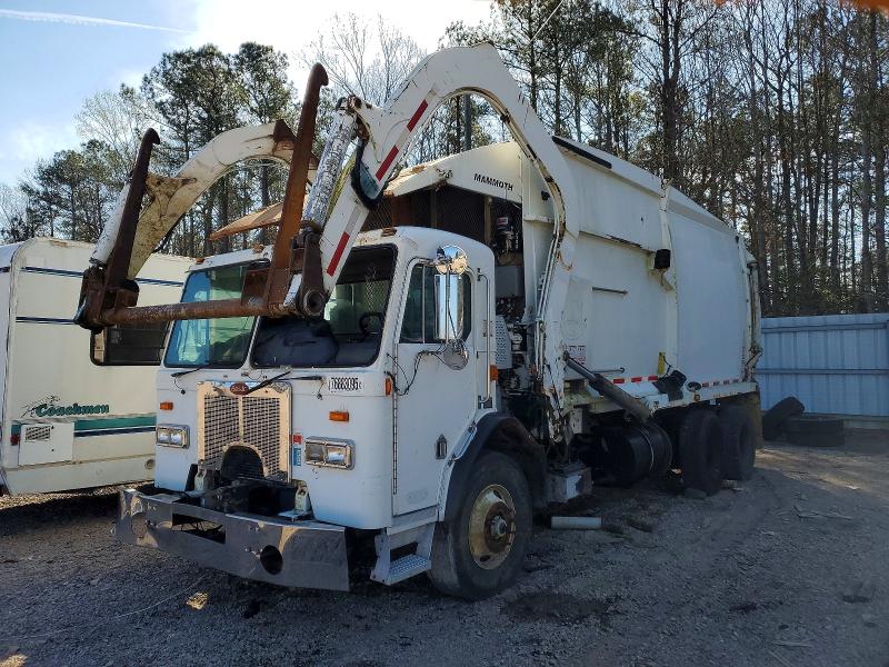 Продаж на аукціоні авто 2011 Peterbilt Tractor 320, vin: 3BPZL00X5BF122353, номер лоту: 76883095