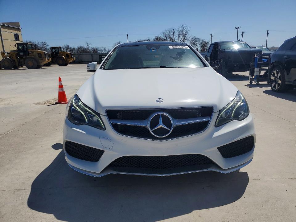 46055676 :رقم المزاد ، WDDKJ6FB0GF326220 vin ، 2016 Mercedes-benz E مزاد بيع