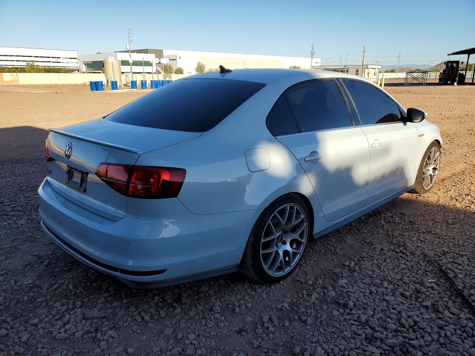 79642435 :رقم المزاد ، 3VW4T7AJ6HM216384 vin ، 2017 Volkswagen Jetta مزاد بيع