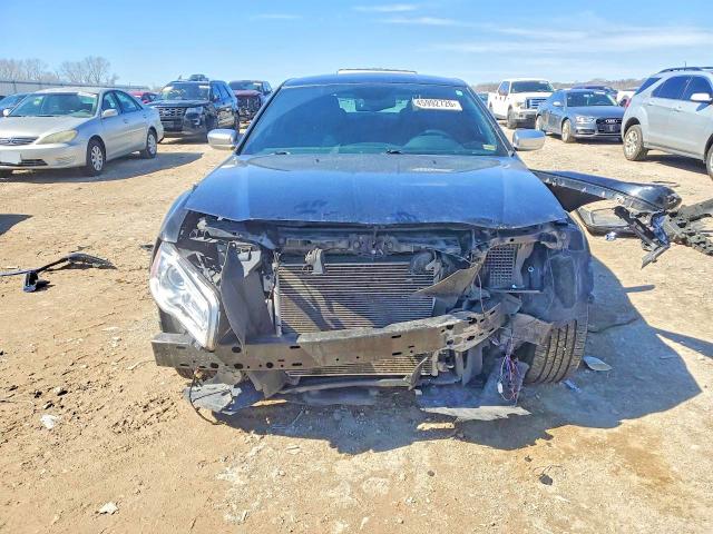 45992726 :رقم المزاد ، 2C3CCAJG5DH712516 vin ، 2013 Chrysler 300c مزاد بيع
