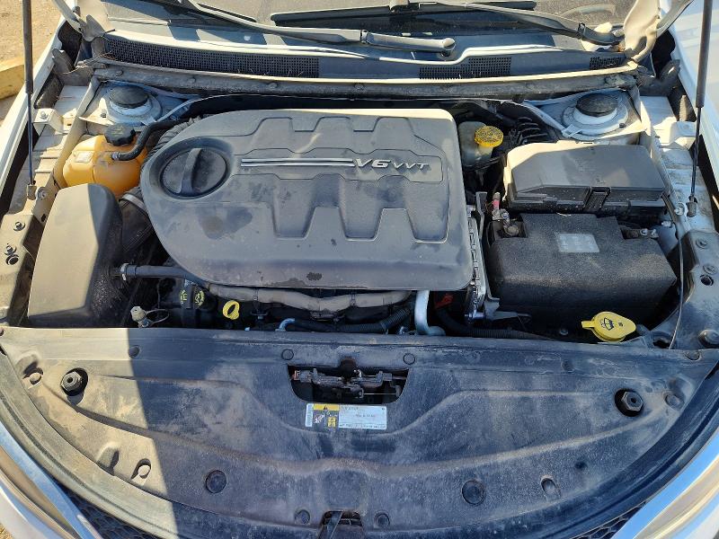 2015 Chrysler 200 მანქანა იყიდება აუქციონზე, vin: 1C3CCCAG9FN760462, აუქციონის ნომერი: 46701266