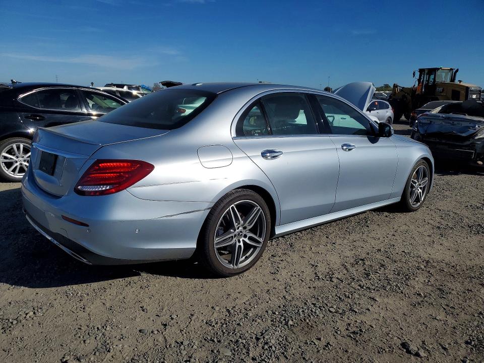 Продажа на аукционе авто 2018 Mercedes-benz E, vin: WDDZF4JB4JA448658, номер лота: 45519726