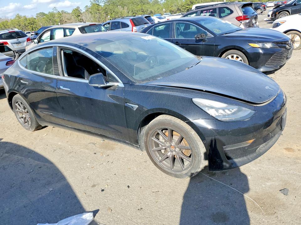 2018 Tesla Model 3 მანქანა იყიდება აუქციონზე, vin: 5YJ3E1EBXJF181996, აუქციონის ნომერი: 79761275