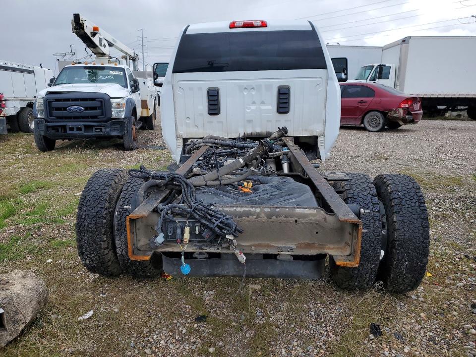 79597625 :رقم المزاد ، 1GD39SEY2MF172137 vin ، 2021 Gmc Sierra مزاد بيع