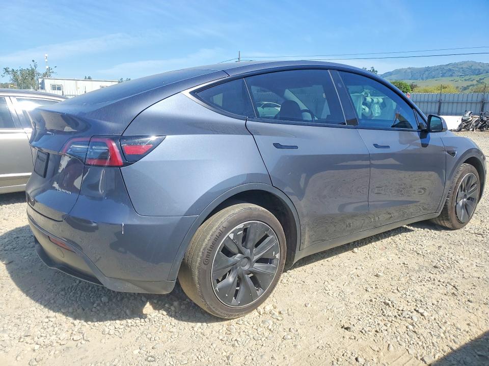 2023 Tesla Model Y მანქანა იყიდება აუქციონზე, vin: 7SAYGDEE5PF962013, აუქციონის ნომერი: 46562346