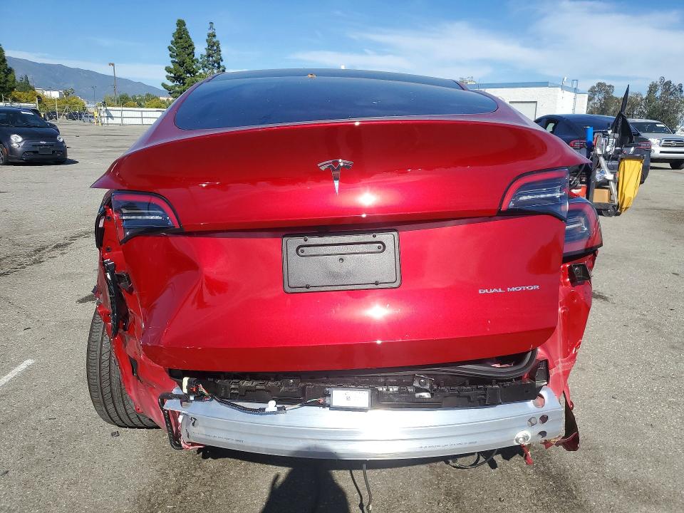 79098425 :رقم المزاد ، 7SAYGDEE9RF081849 vin ، 2024 Tesla Model Y مزاد بيع