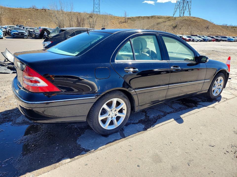 47284086 :رقم المزاد ، WDBRF54H27F875508 vin ، 2007 Mercedes-benz C مزاد بيع