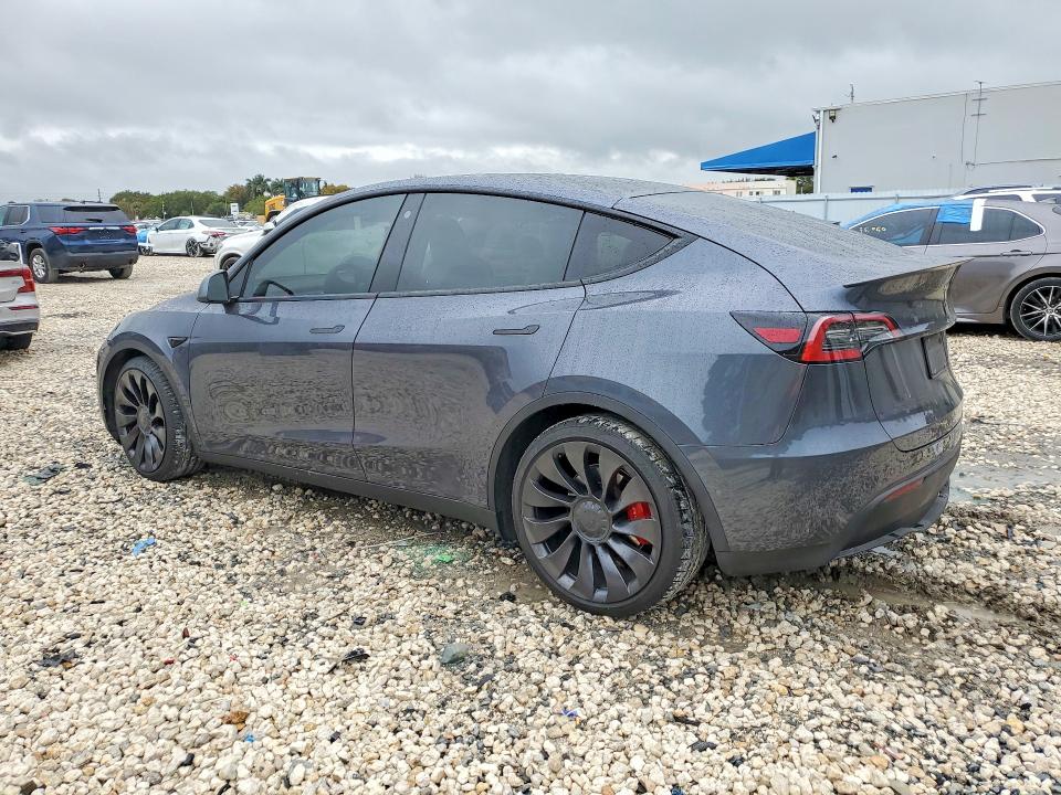 Продажа на аукционе авто 2022 Tesla Model Y, vin: 7SAYGDEF6NF439475, номер лота: 46307966