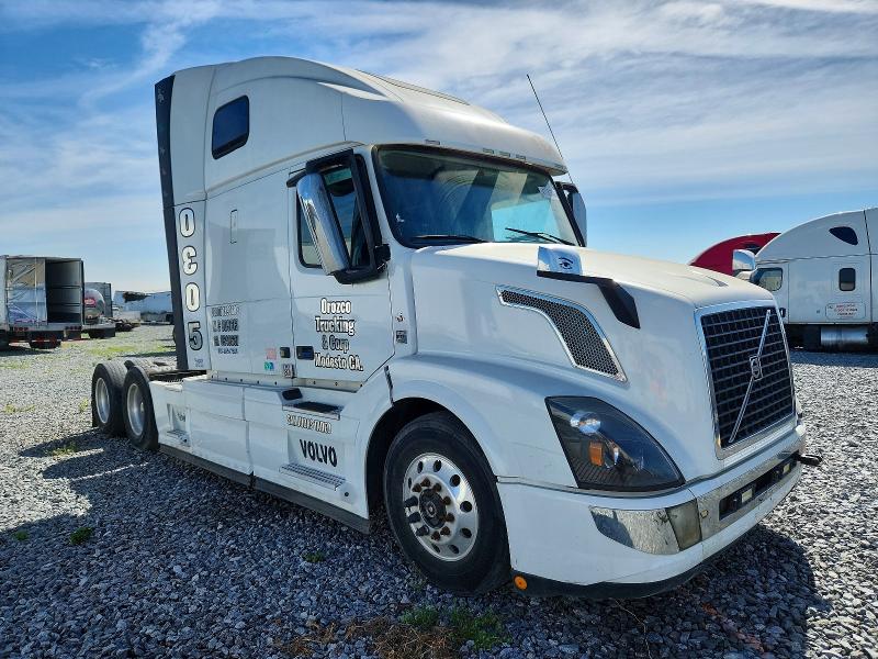 Aukcja sprzedaży 2016 Volvo Vnl, vin: 4V4NC9EH9GN947586, numer aukcji: 41761046