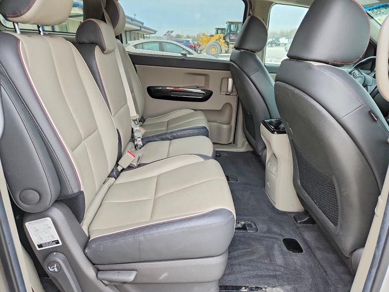 2018 Kia Sedona მანქანა იყიდება აუქციონზე, vin: KNDMC5C19J6371862, აუქციონის ნომერი: 47887996