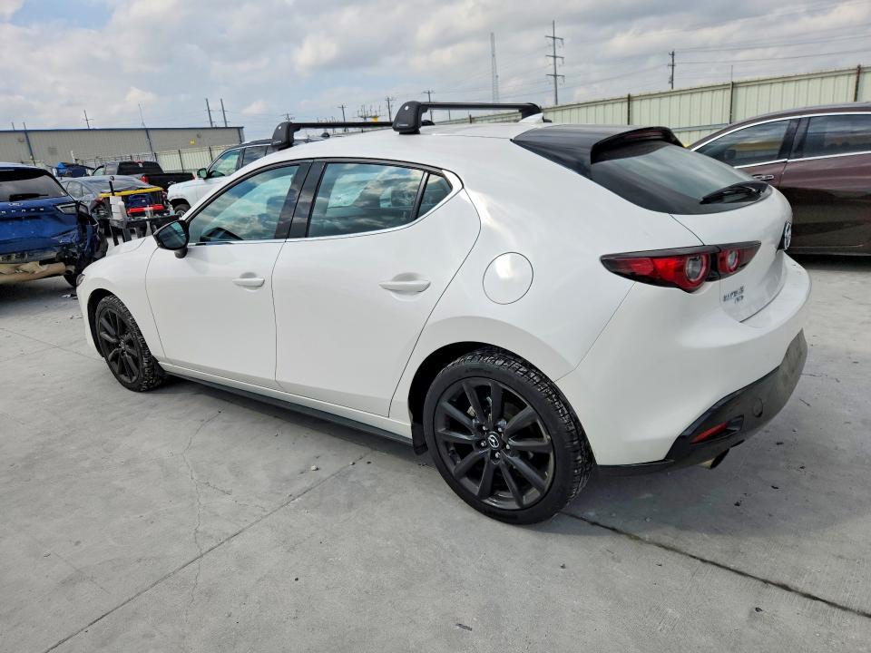 41605976 :رقم المزاد ، JM1BPBJY0N1510029 vin ، 2022 Mazda 3 مزاد بيع