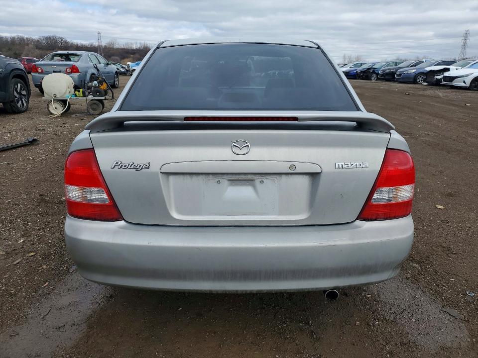 47609756 :رقم المزاد ، JM1BJ225X30106776 vin ، 2003 Mazda Protege مزاد بيع