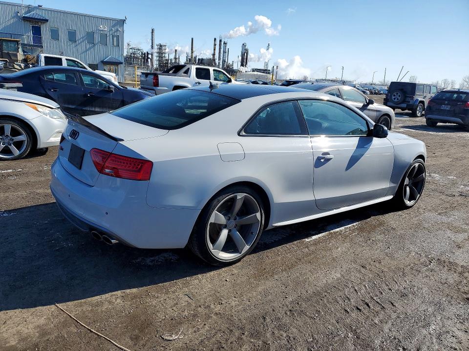47743086 :رقم المزاد ، WAULGBFR2FA032264 vin ، 2015 Audi S5 مزاد بيع