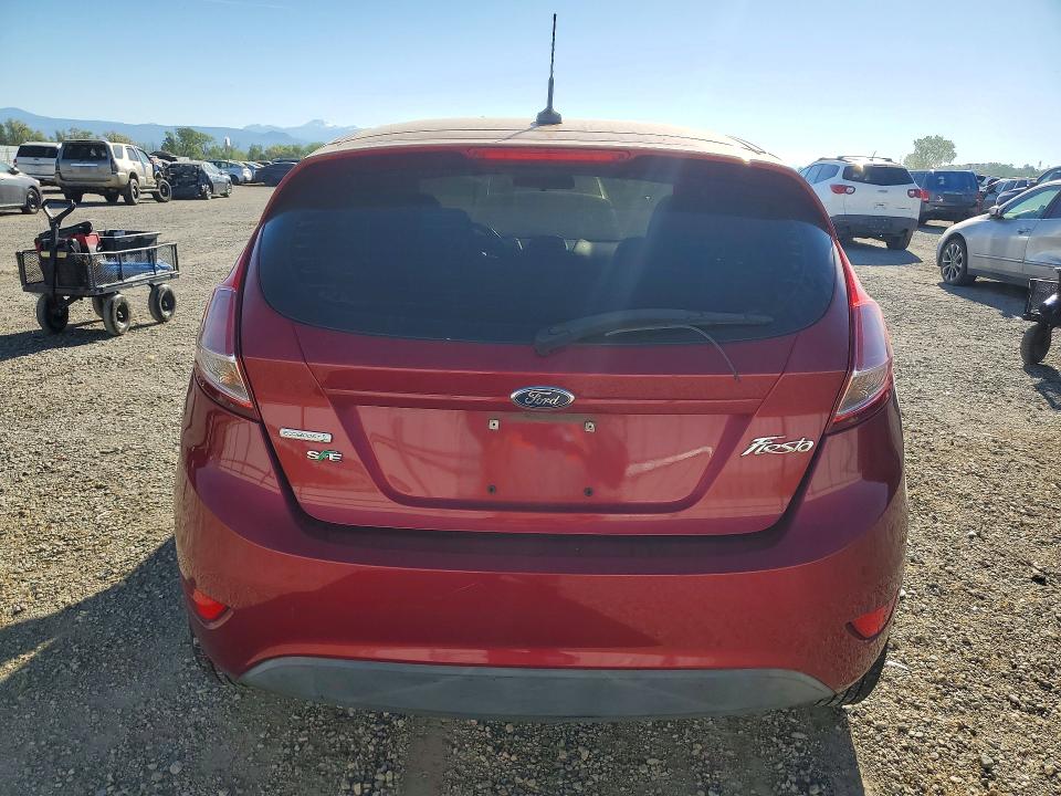 47034536 :رقم المزاد ، 3FADP4EE9FM225411 vin ، 2015 Ford Fiesta مزاد بيع