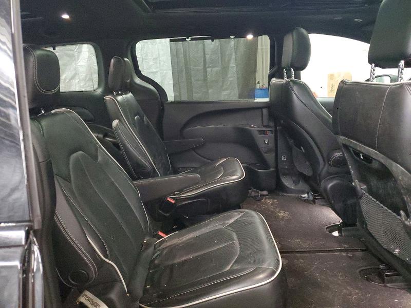 46350646 :رقم المزاد ، 2C4RC1GG2JR333492 vin ، 2018 Chrysler Pacifica مزاد بيع