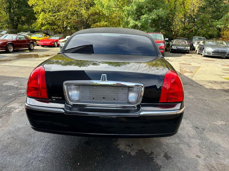 Aukcja sprzedaży 2005 Lincoln Town Car, vin: 1L1FM88W85Y654529, numer aukcji: 45443476