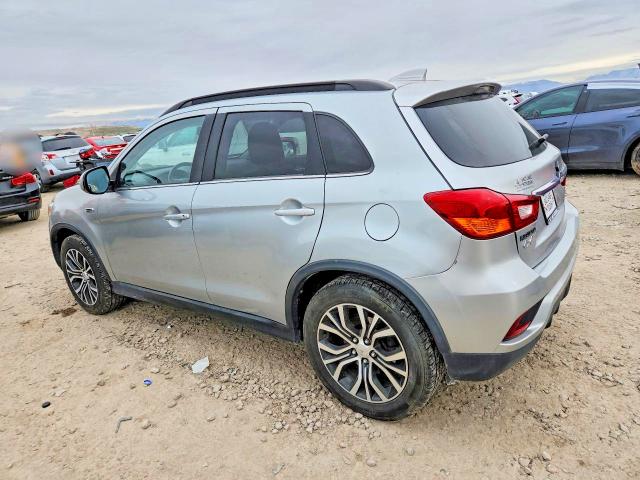 Продаж на аукціоні авто 2018 Mitsubishi Outlander Sport, vin: JA4AR4AW5JZ036536, номер лоту: 41649136