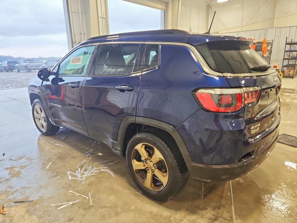 48556896 :رقم المزاد ، 3C4NJDBB2JT342420 vin ، 2018 Jeep Compass مزاد بيع