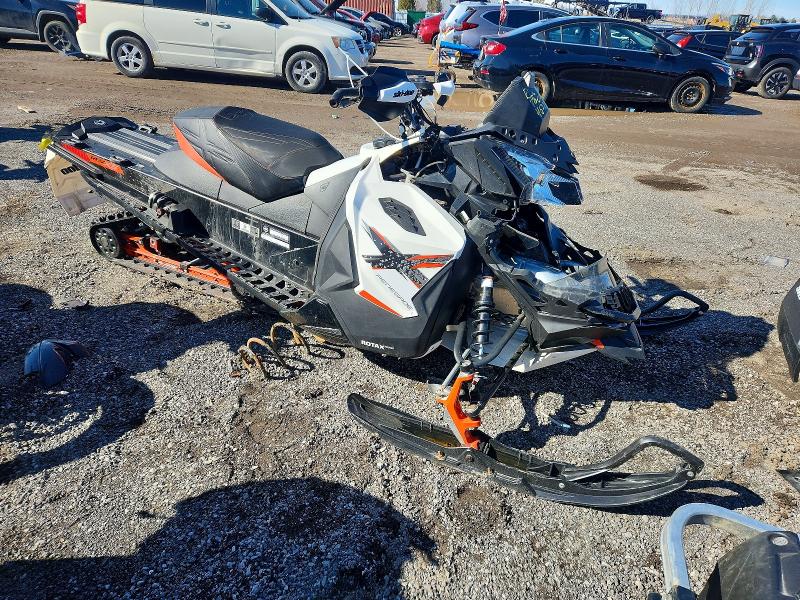 Продажа на аукционе авто 2016 Ski Renegade, vin: 2BPSUWGF9GV000032, номер лота: 46273096
