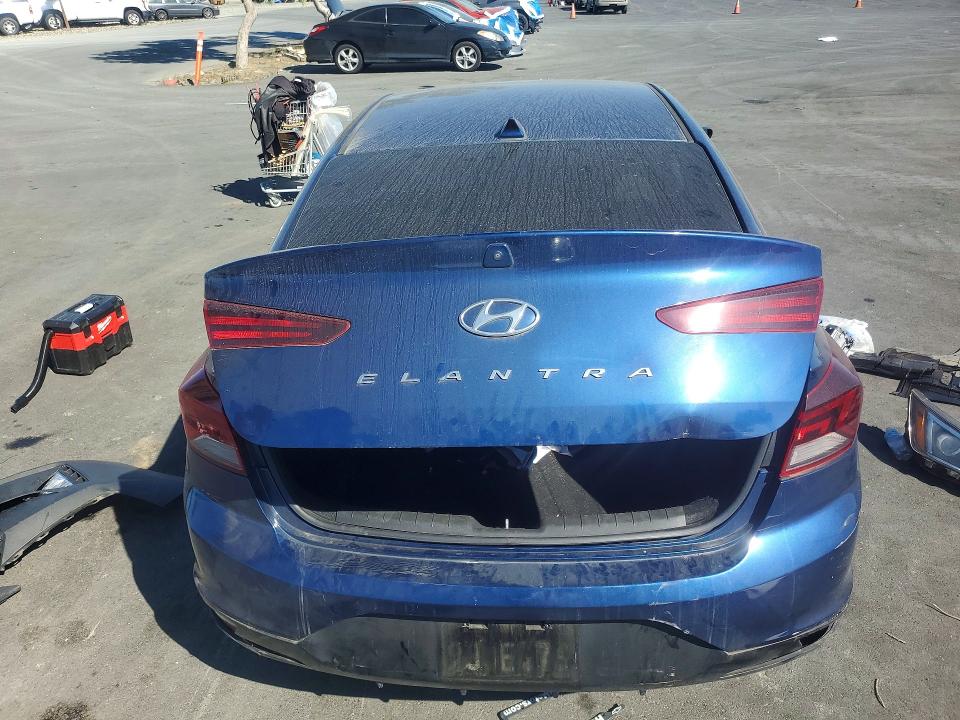 2020 Hyundai Elantra მანქანა იყიდება აუქციონზე, vin: 5NPD84LFXLH578566, აუქციონის ნომერი: 46286876