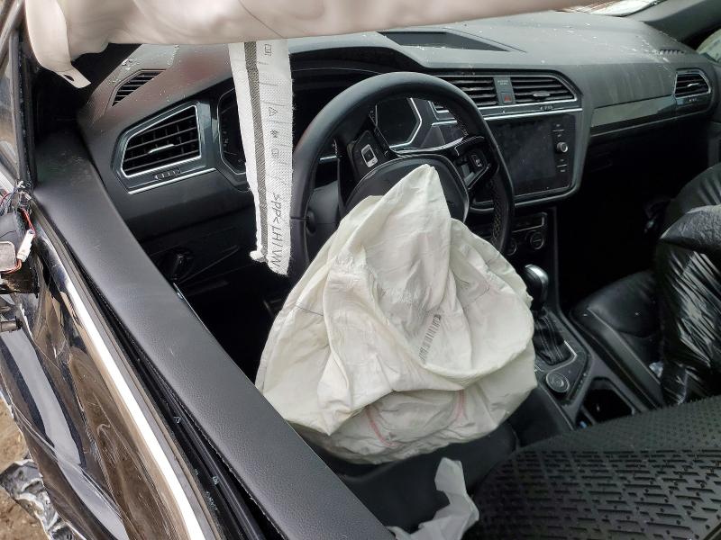 45498556 :رقم المزاد ، 3VV4B7AX1MM126405 vin ، 2021 Volkswagen Tiguan مزاد بيع