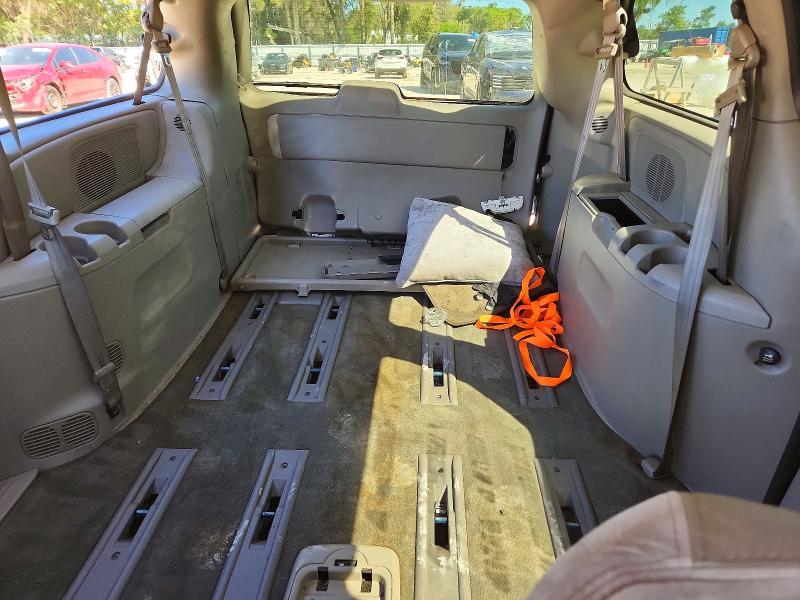 46143036 :رقم المزاد ، 2C8GP64L12R670620 vin ، 2002 Chrysler Town & Country مزاد بيع