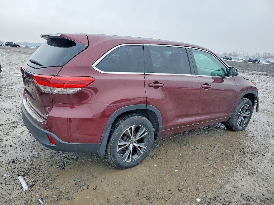 2018 Toyota Highlander მანქანა იყიდება აუქციონზე, vin: 5TDZZRFH5JS256020, აუქციონის ნომერი: 47351306