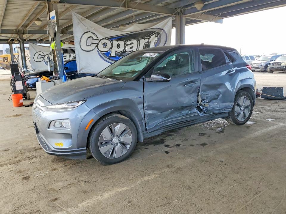 Auction sale of the 2020 Hyundai Kona Electric, vin: KM8K23AGXLU077242, lot number: 47744206