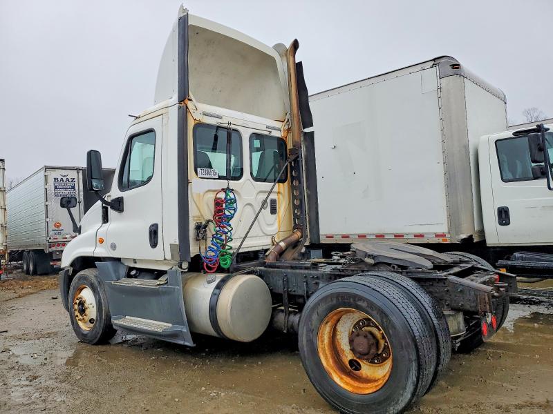 72886515 :رقم المزاد ، 1FUBGEDV5GLHC5682 vin ، 2016 Freightliner Cascadia 1 مزاد بيع