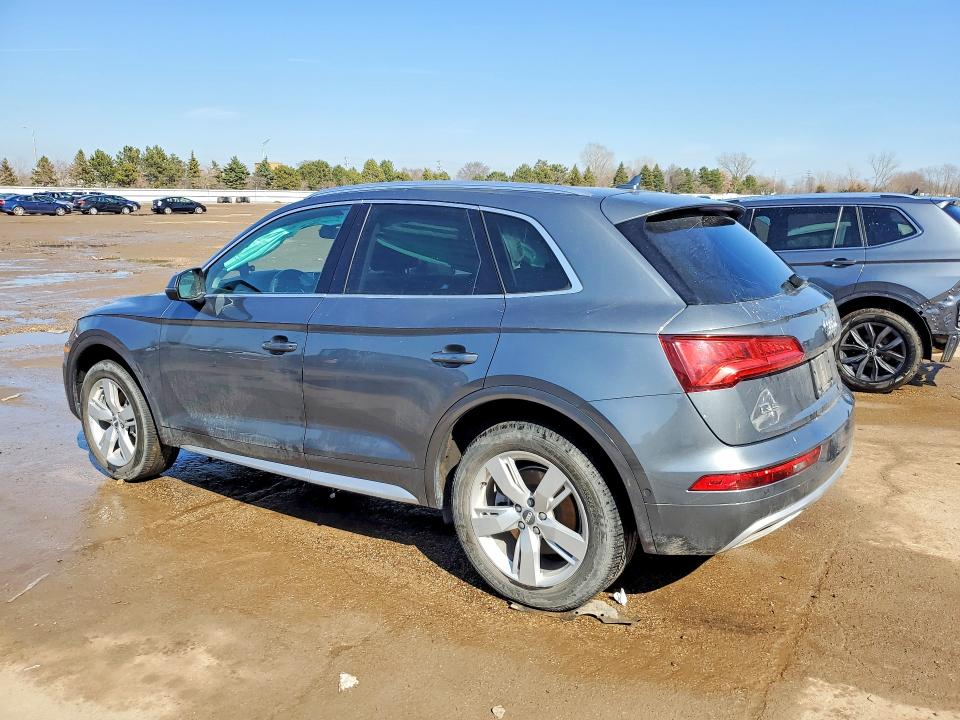 46623316 :رقم المزاد ، WA1CNAFY3K2095432 vin ، 2019 Audi Q5 مزاد بيع