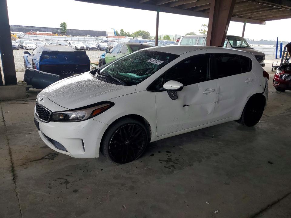 Auction sale of the 2017 Kia Forte5, vin: KNAFK5A89H5696973, lot number: 47991496