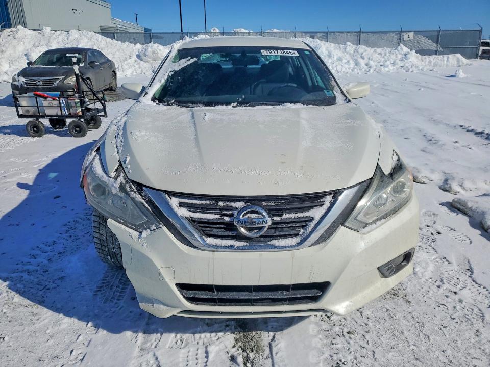 2016 Nissan Altima მანქანა იყიდება აუქციონზე, vin: 1N4AL3AP6GN309046, აუქციონის ნომერი: 79174845