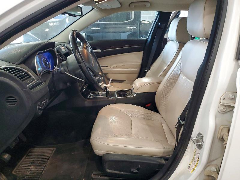 2018 Chrysler 300 მანქანა იყიდება აუქციონზე, vin: 2C3CCAKG7JH177568, აუქციონის ნომერი: 47574316