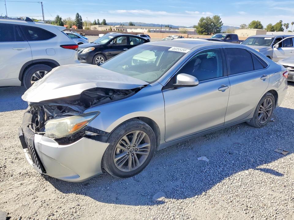 46055456 :رقم المزاد ، 4T1BF1FK1HU303116 vin ، 2017 Toyota Camry مزاد بيع