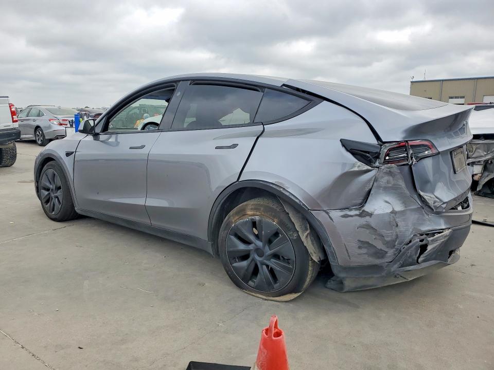 47414486 :رقم المزاد ، 7SAYGDEEXRA320533 vin ، 2024 Tesla Model Y مزاد بيع