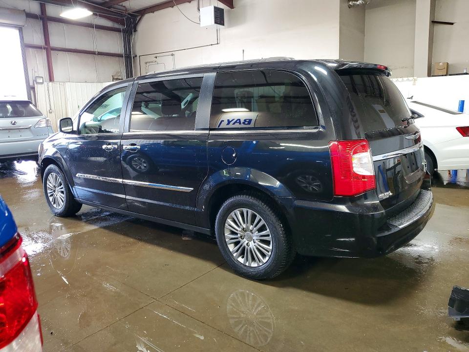 2015 Chrysler Town & Country მანქანა იყიდება აუქციონზე, vin: 2C4RC1CG6FR520280, აუქციონის ნომერი: 47446136