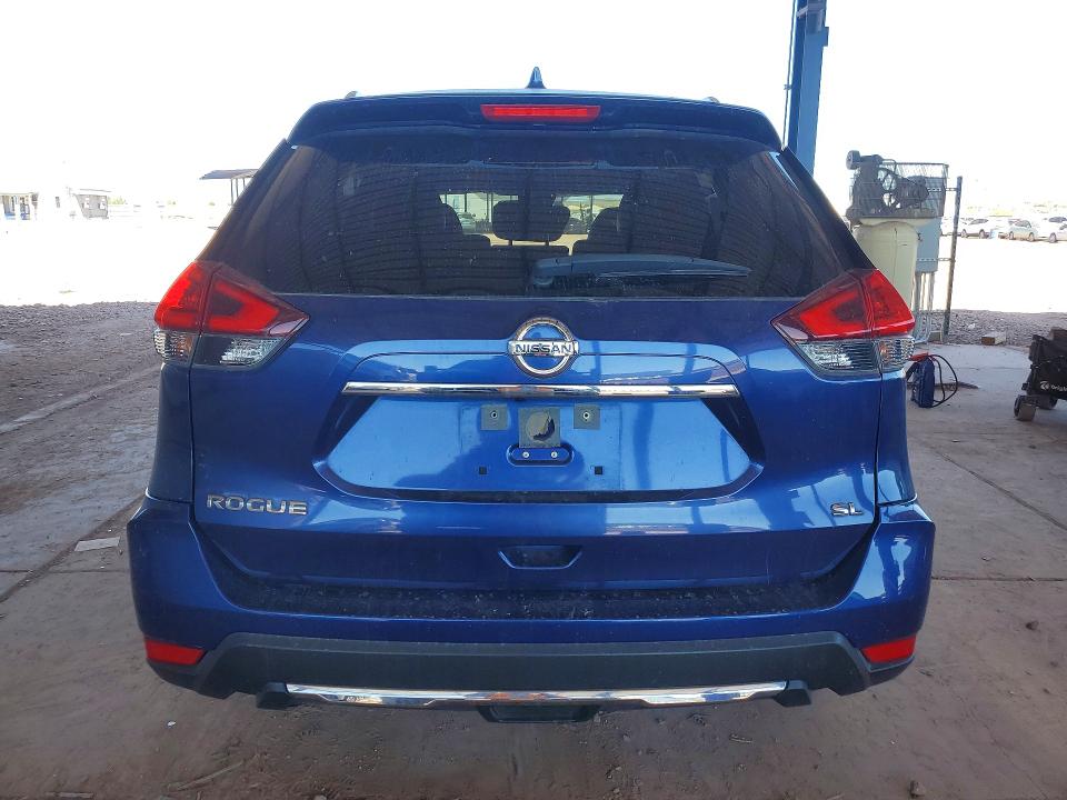 Продаж на аукціоні авто 2018 Nissan Rogue, vin: JN8AT2MTXJW464802, номер лоту: 46989036