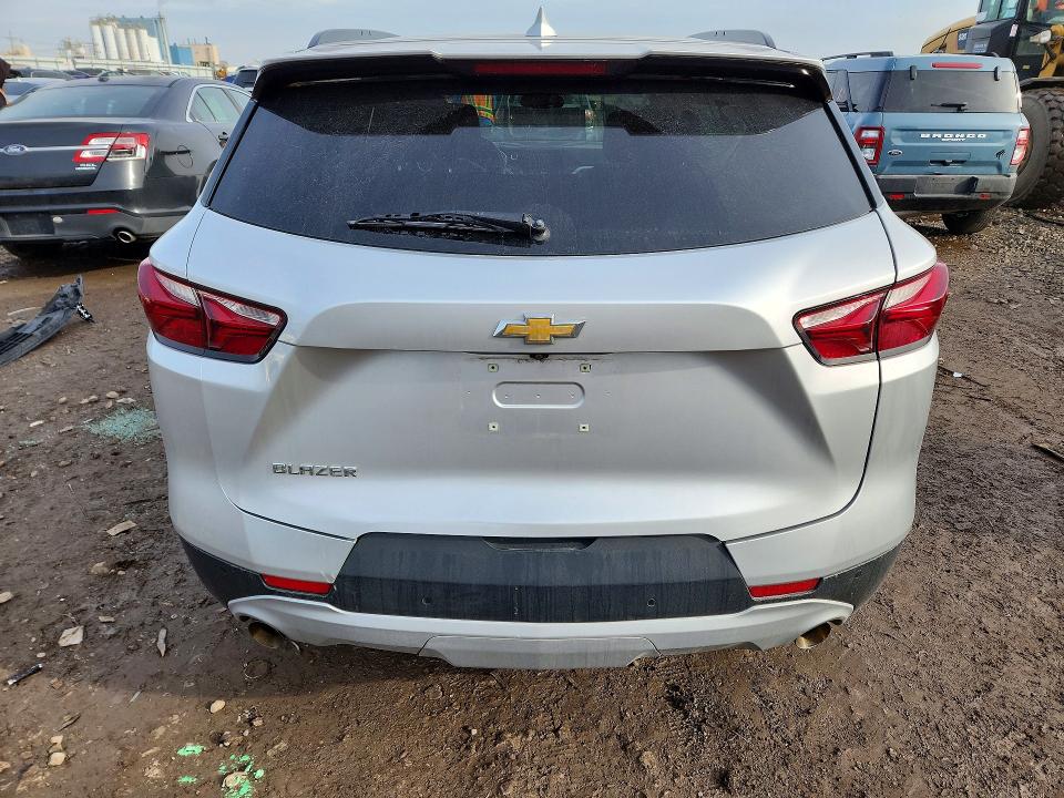 45889866 :رقم المزاد ، 3GNKBCR4XLS642904 vin ، 2020 Chevrolet Blazer مزاد بيع