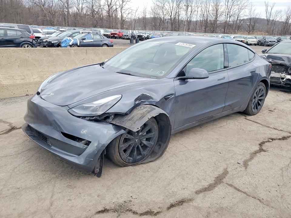 47575756 :رقم المزاد ، 5YJ3E1EB2NF285811 vin ، 2022 Tesla Model 3 مزاد بيع