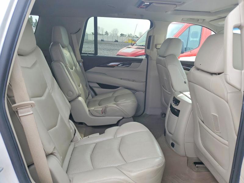 47689166 :رقم المزاد ، 1GYS4BKJ8GR436707 vin ، 2016 Cadillac Escalade مزاد بيع
