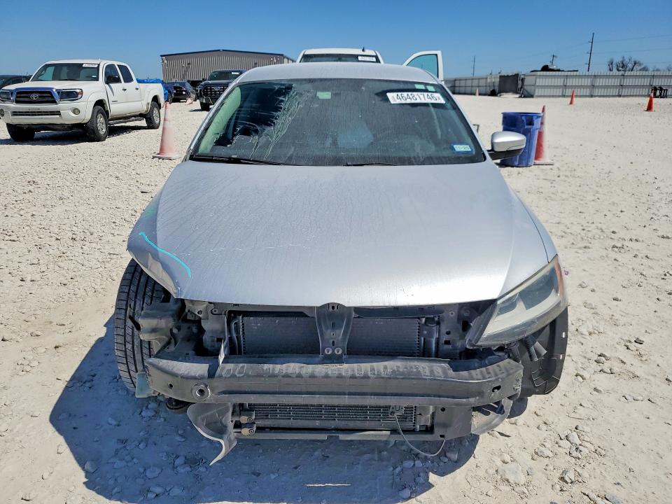 46481746 :رقم المزاد ، 3VWD17AJ0EM296346 vin ، 2014 Volkswagen Jetta مزاد بيع